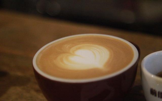 奶咖和美式要用不同粉水比?小改动让你的咖啡有不同风味!
