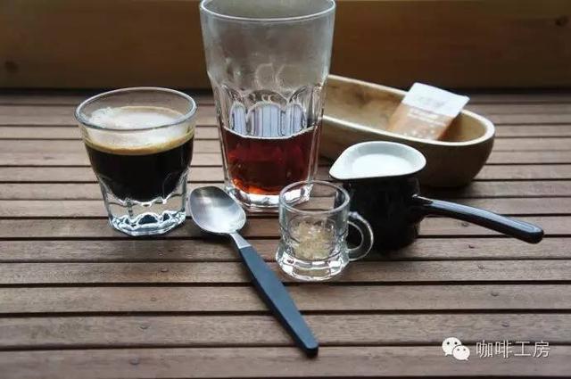 港式鸳鸯的咖啡、奶茶比例