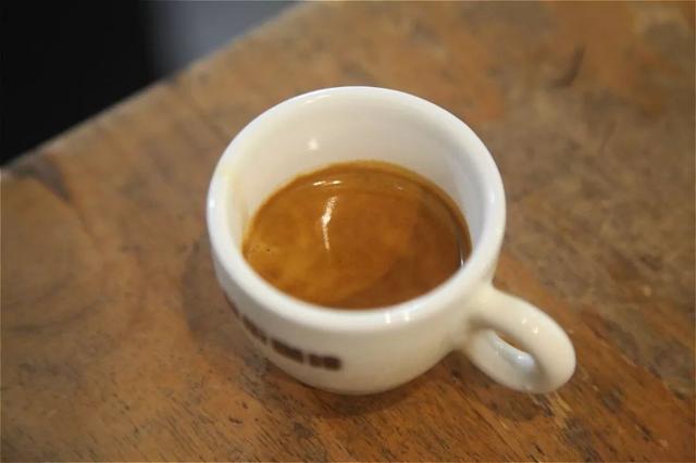 意式咖啡 | 如何通过判断浓缩咖啡的品质来调整研磨度?