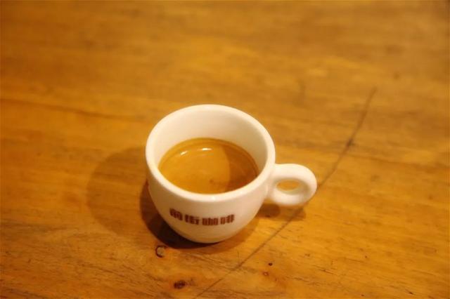 意式咖啡 | 如何通过判断浓缩咖啡的品质来调整研磨度?