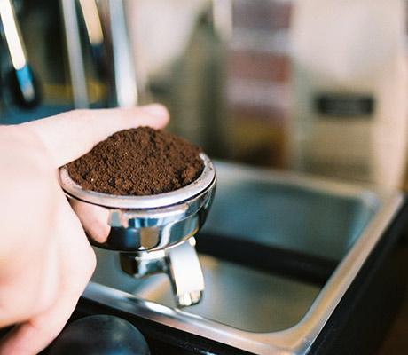 家用咖啡机哪个好?咖啡机这么用简单又上手!