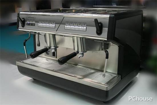 意式咖啡机和美式咖啡机的区别 意式咖啡机使用方法