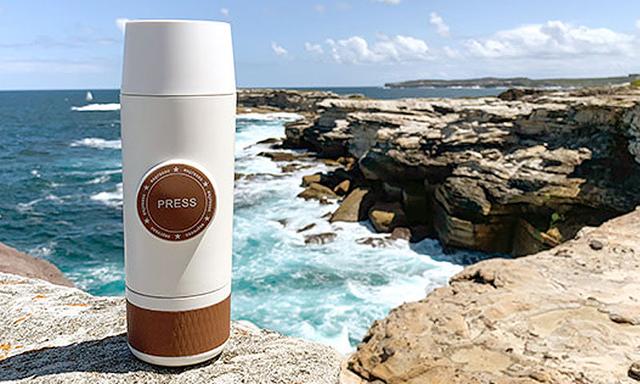 创意酷品:便携式咖啡机,美味随手就来