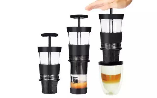 咖啡机竟然只有手机大小?轻轻一压就是一杯纯正咖啡