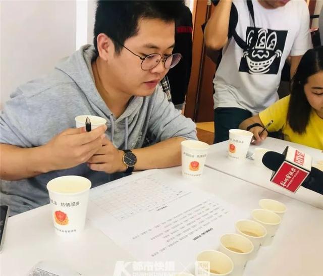 盲喝星巴克、COSTA、瑞幸等7种品牌咖啡!杭州市消保委测评,结果令人意外
