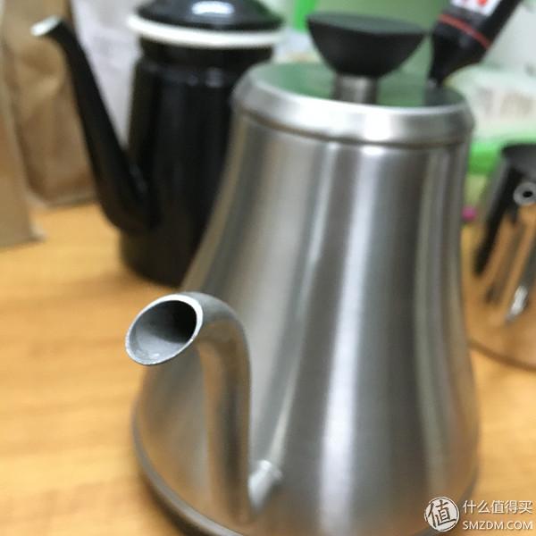 谁说玩手冲咖啡得烧钱?三款高性价比手冲壶横向测评