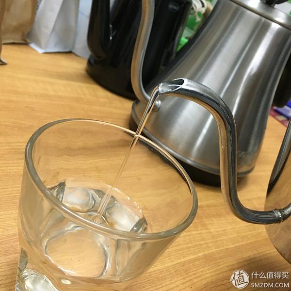 谁说玩手冲咖啡得烧钱?三款高性价比手冲壶横向测评
