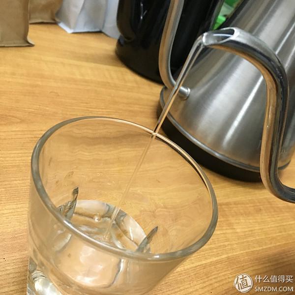 谁说玩手冲咖啡得烧钱?三款高性价比手冲壶横向测评