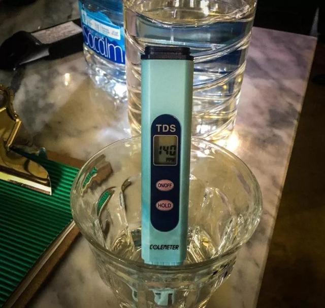 最合适冲咖啡的水是怎样的？手冲和意式用的水一样吗？