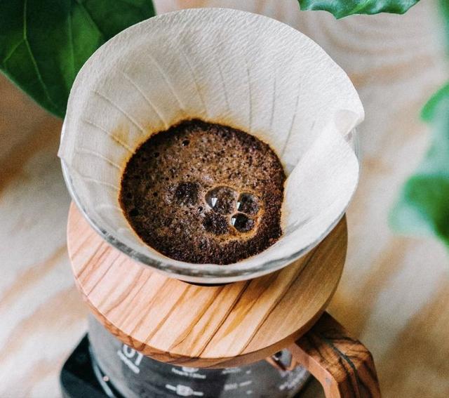 想做一杯好喝的「冰手冲咖啡」，只需要三个步骤