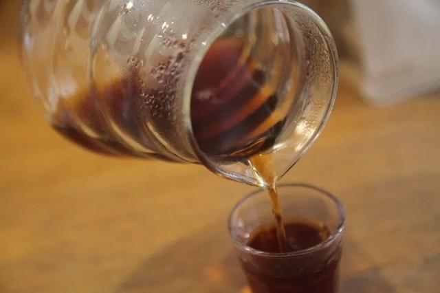 手冲咖啡｜通过一个小技巧萃取一杯浓郁的单品咖啡