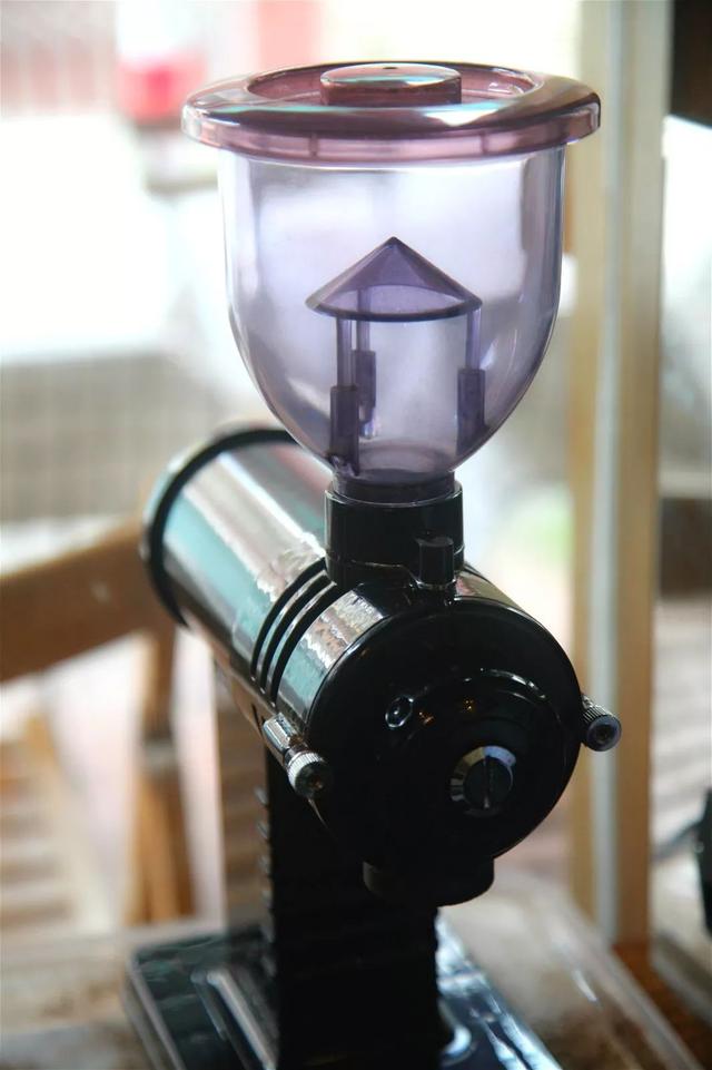 咖啡小白进阶Level 5|手冲咖啡入门方法,从精品咖啡入门到改行