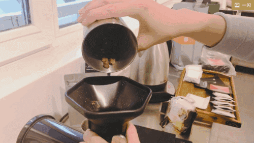 你了解咖啡吗?这个周末,跟小编一起品鉴手冲咖啡