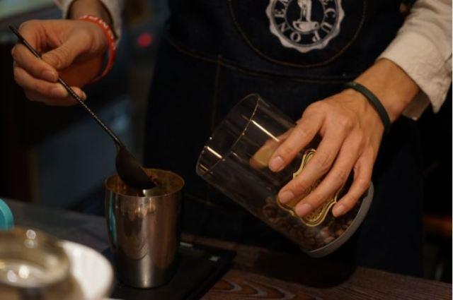 手冲咖啡教程，别再乱磨乱喝啦