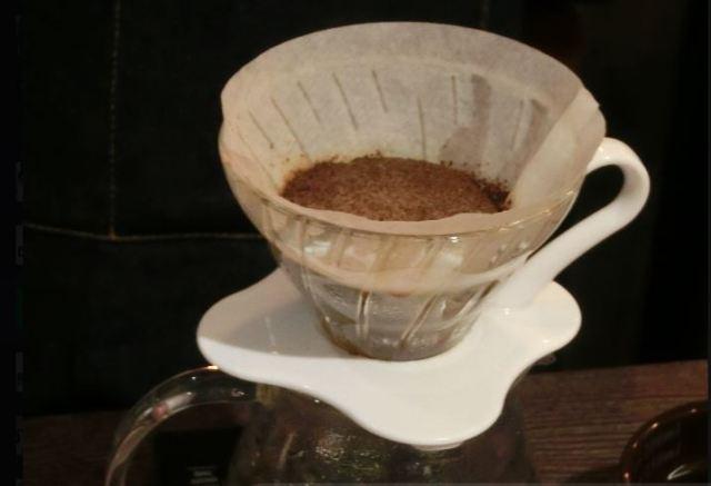 手冲咖啡教程，别再乱磨乱喝啦