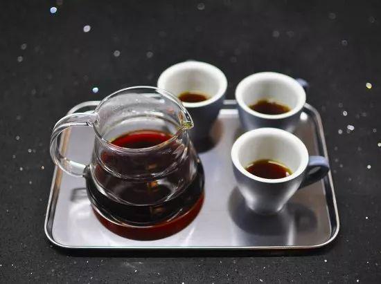 【真·新手入门指南】从零开始学手冲咖啡的三重境界