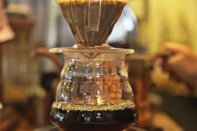 手冲技巧|手冲咖啡三大原则,这样冲就对了