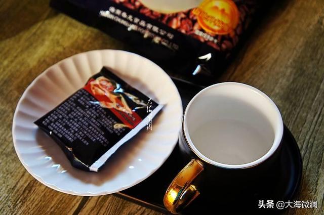 都说春困秋乏,来一杯速溶咖啡醒脑提神,精神倍儿爽还能越喝越瘦