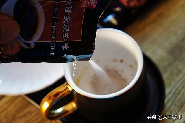 都说春困秋乏,来一杯速溶咖啡醒脑提神,精神倍儿爽还能越喝越瘦