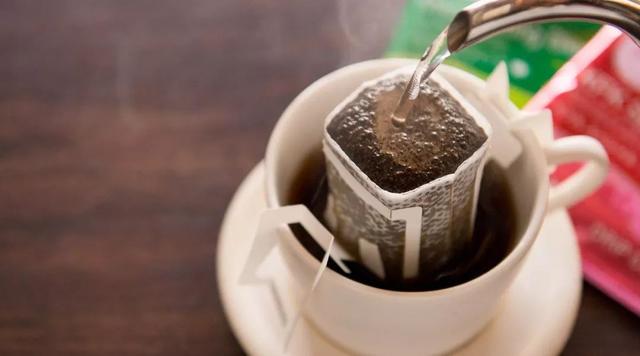 还在喝速溶咖啡?这 4 款白菜价「 挂耳咖啡 」你一定要试