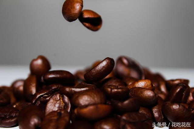 你还不会选咖啡豆?最简单的三招让你分分钟鉴定自己买的咖啡豆是否新鲜