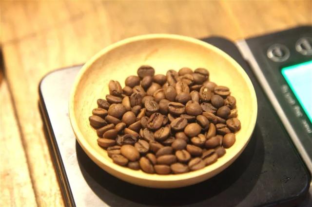 「咖啡常识」养豆有什么用？咖啡豆不养可以喝吗？