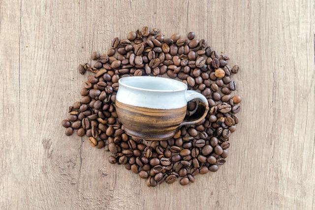 三种咖啡豆的烘焙程度解析,你更偏爱哪一种?