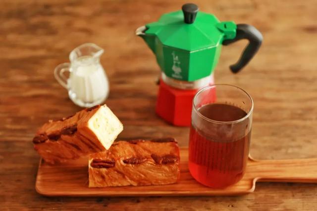 种草 | ins博主人手一只的摩卡壶，不用咖啡机也能喝到纯正意式咖啡！