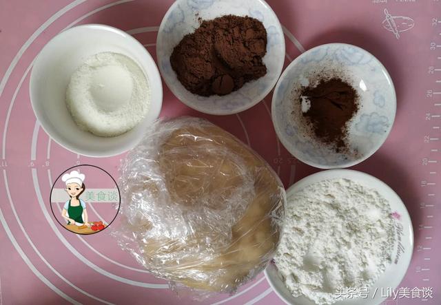 摩卡咖啡月饼的做法,绵滑细腻,不烤不蒸,好吃不上火,简单易做