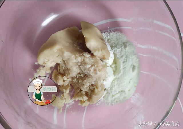 摩卡咖啡月饼的做法,绵滑细腻,不烤不蒸,好吃不上火,简单易做