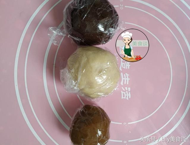 摩卡咖啡月饼的做法,绵滑细腻,不烤不蒸,好吃不上火,简单易做