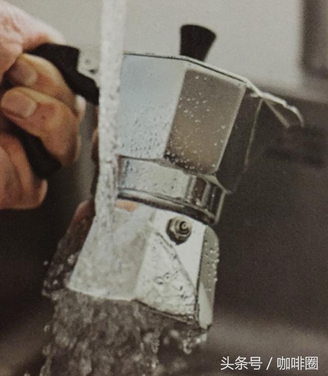 在家做摩卡咖啡，98%的人都不知道的一种冲煮方式