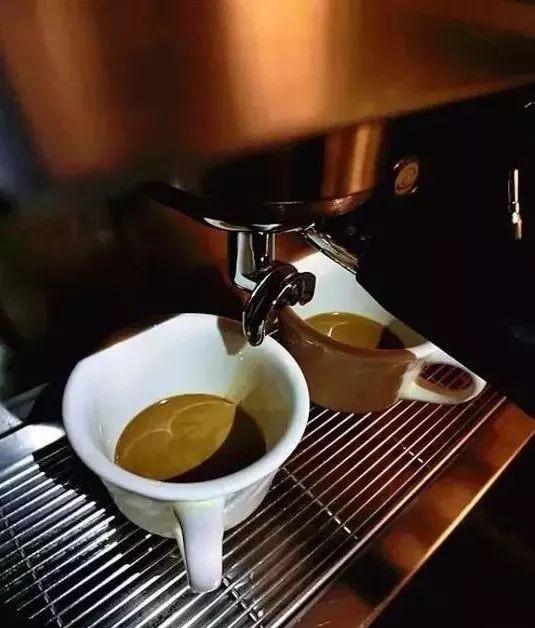 最“古老”咖啡 | 摩卡咖啡如何制作？