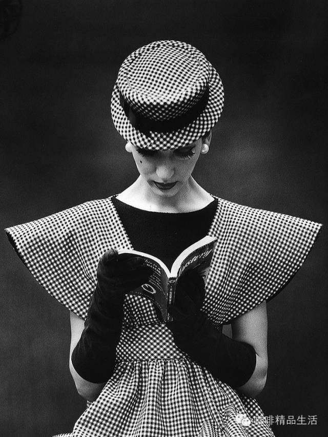 看老照片如品美式咖啡，越醇越值得回味