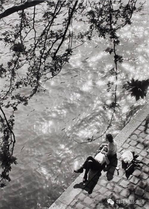 看老照片如品美式咖啡，越醇越值得回味