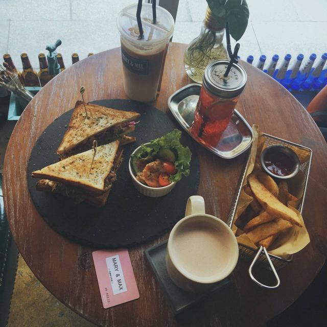 勾魂的美式咖啡酒馆