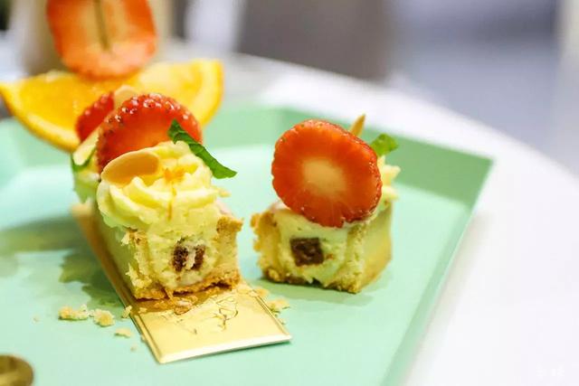 会变色的美式咖啡!我们把这间店里咖啡师自己的隐藏菜单扒出来了