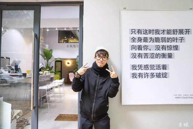 会变色的美式咖啡!我们把这间店里咖啡师自己的隐藏菜单扒出来了