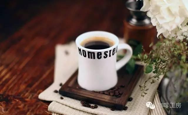 亲爱的，美式咖啡是不加奶的！