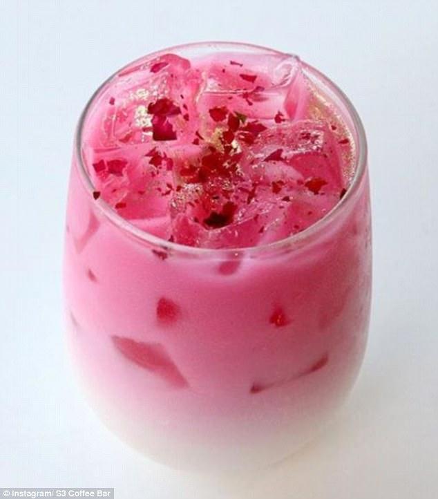 女土豪必喝饮品!24K黄金玫瑰卡布奇诺咖啡