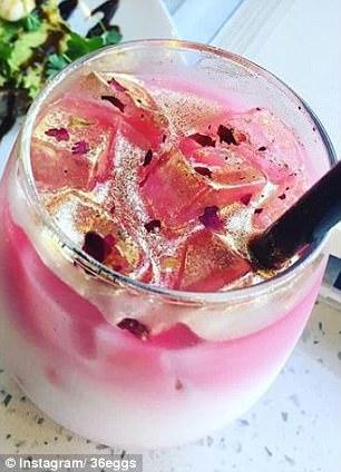 女土豪必喝饮品!24K黄金玫瑰卡布奇诺咖啡