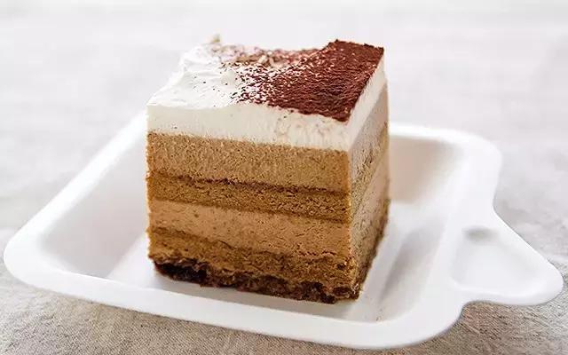 可以吃的咖啡，满客叔叔做了一款卡布奇诺蛋糕！