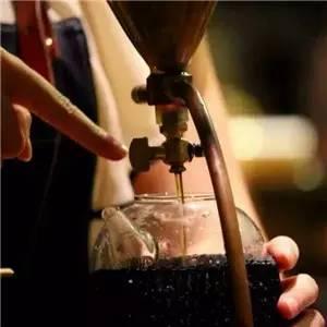 UNICUP游离卡布咖啡馆：有态度的咖啡，有温度的人生