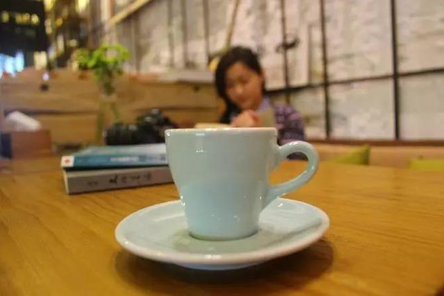 UNICUP游离卡布咖啡馆：有态度的咖啡，有温度的人生