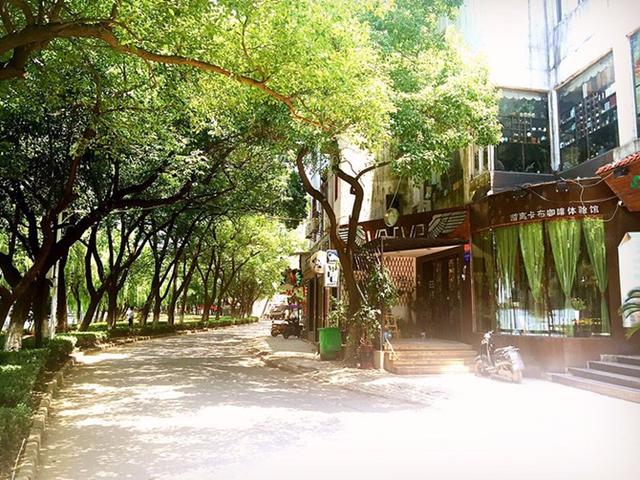 UNICUP游离卡布咖啡馆：有态度的咖啡，有温度的人生