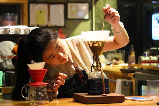 UNICUP游离卡布咖啡馆：有态度的咖啡，有温度的人生