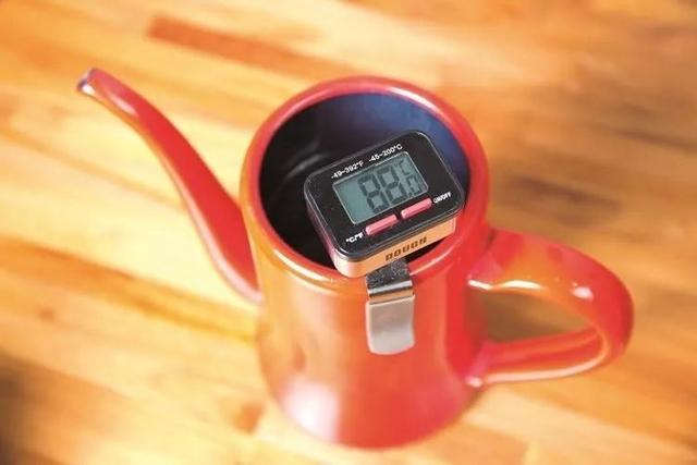 新手必看！手冲咖啡必备器具一览