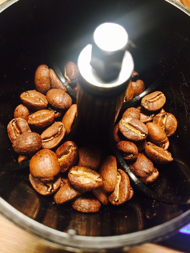 手冲咖啡很简单 工具及手作教程一次全给你 十分钟你就学会了