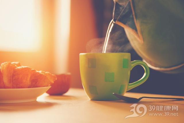 茶比咖啡更健康?给你3个理由,爱上喝咖啡