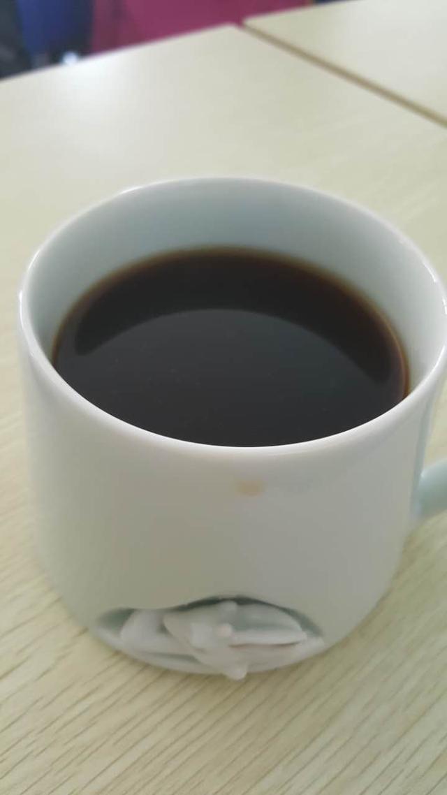 从健康的角度来看，喝咖啡与喝茶哪个好？